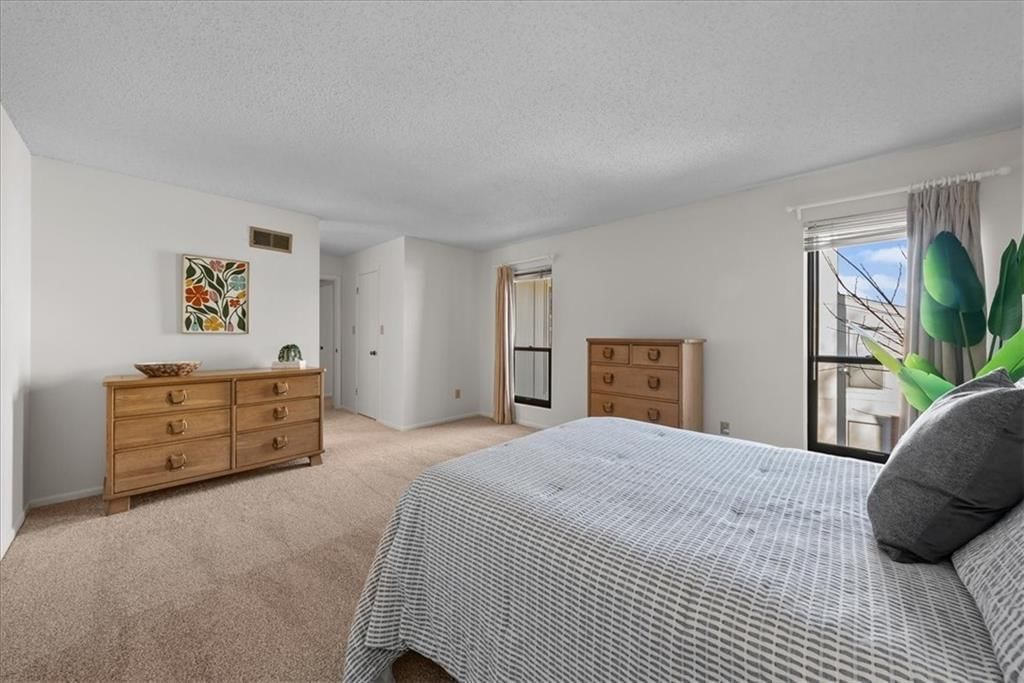 6242 Rosewood Street — photo 18
