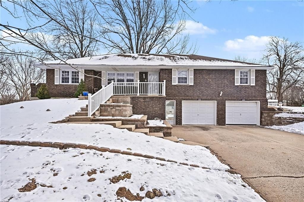 7807 NW Schott Drive — photo 2