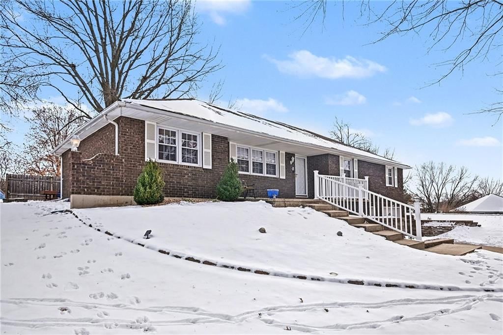 7807 NW Schott Drive — photo 4