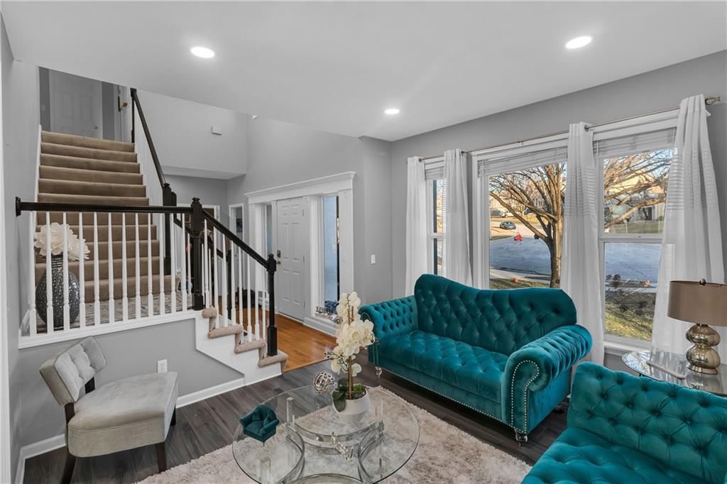 2348 W Trail Drive — photo 4