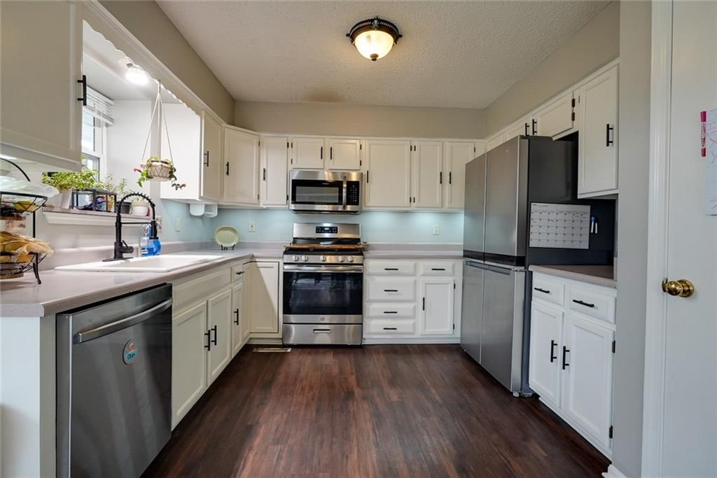 3416 Marshall Court — photo 9