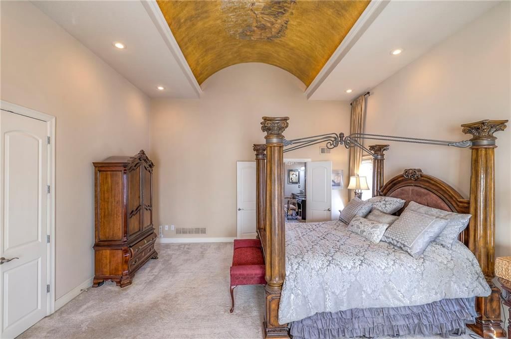 9002 Pine Street — photo 41