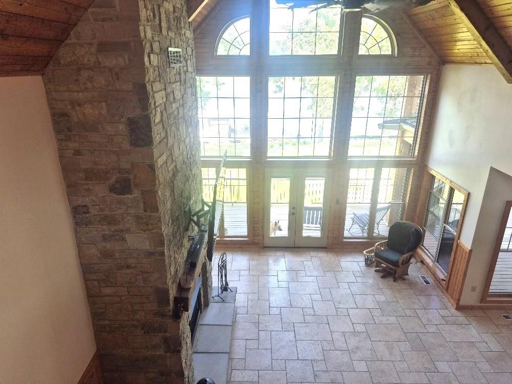107 Harbor Point — photo 20