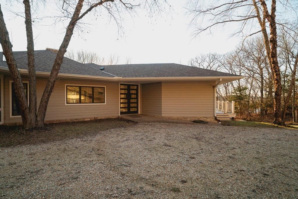 862 E 900 Road — photo 18