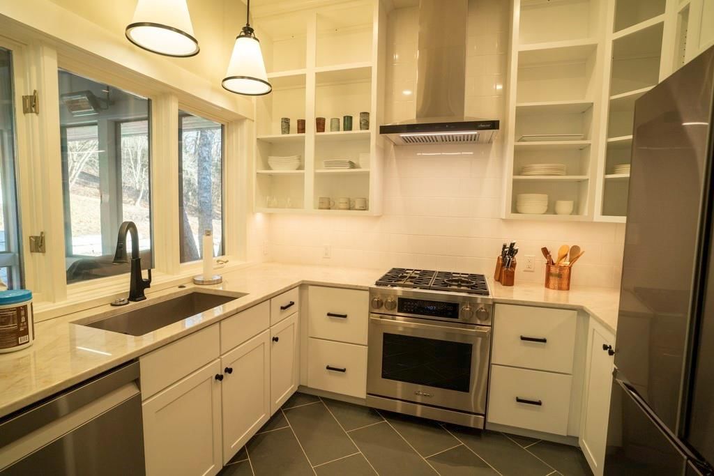 862 E 900 Road — photo 30