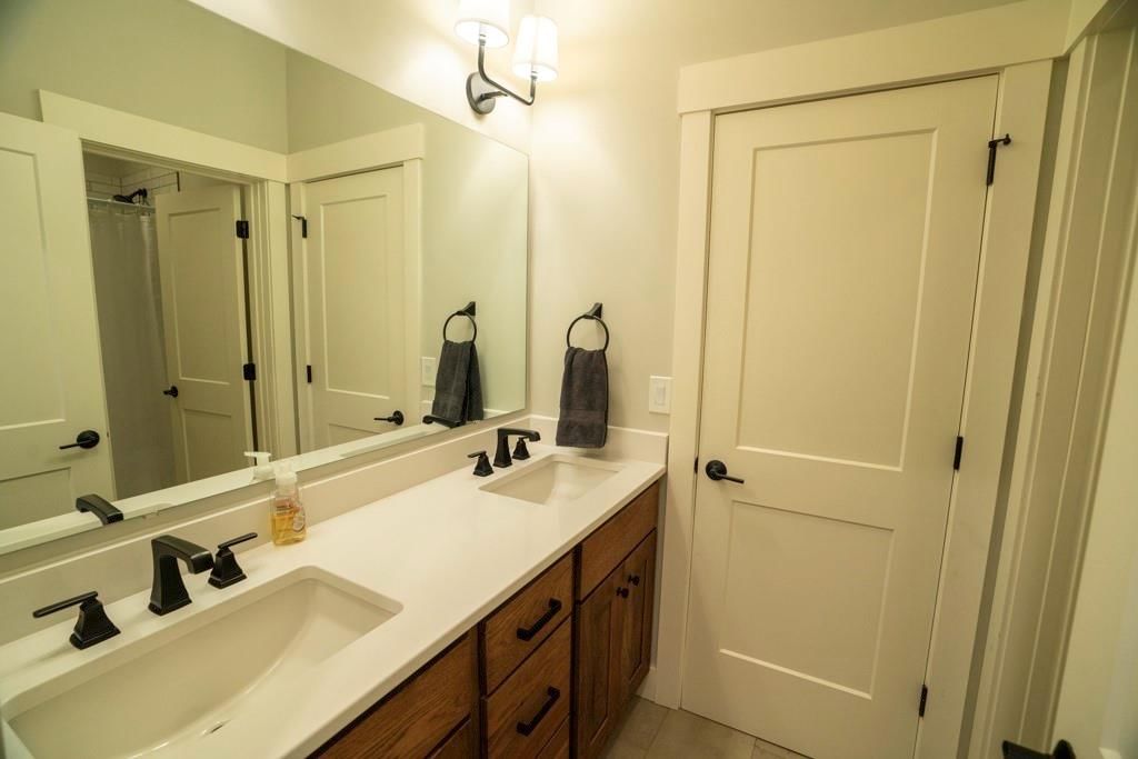 862 E 900 Road — photo 51