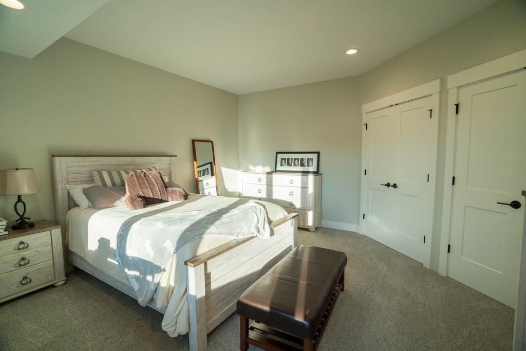 862 E 900 Road — photo 52