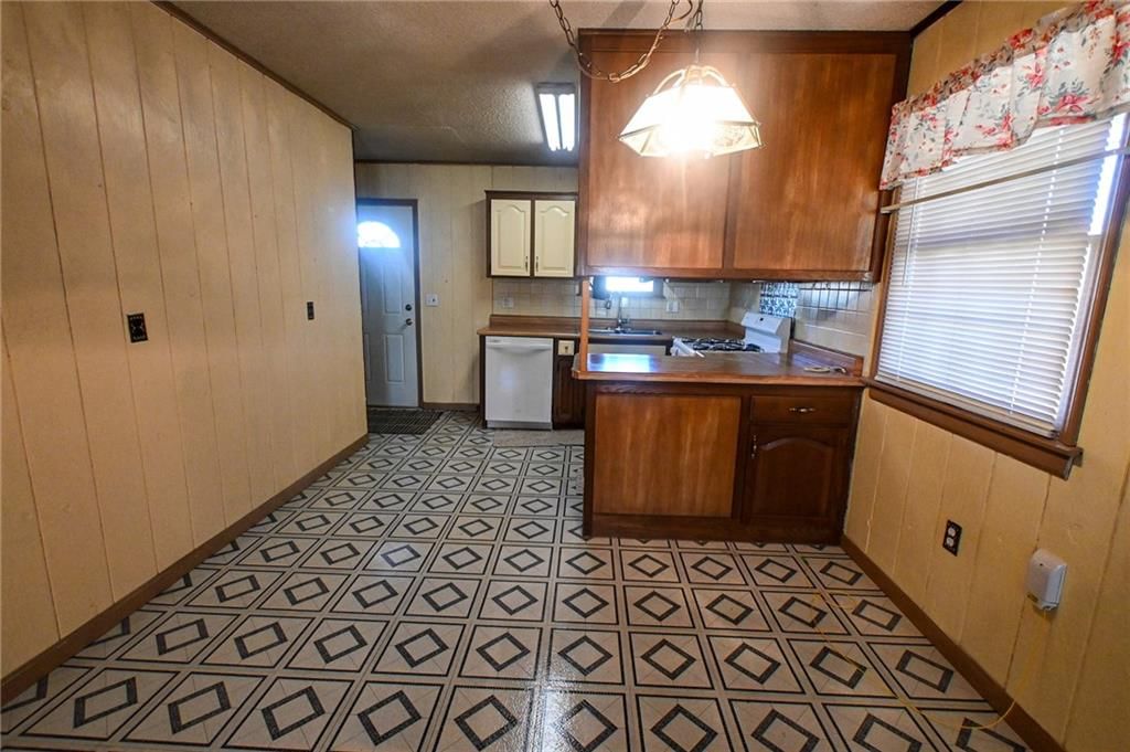 10305 NE 1387 Private Road — photo 21