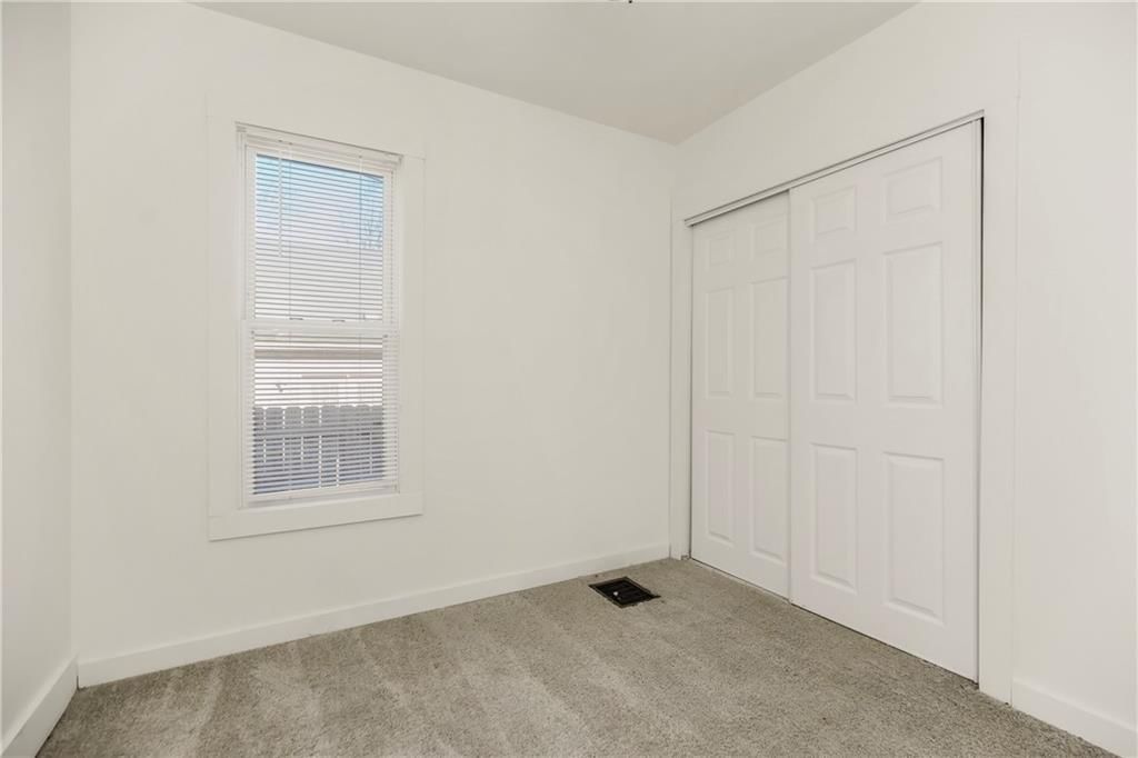 1529 S Harvard Avenue — photo 11