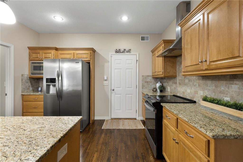 13942 S Summit Street — photo 11