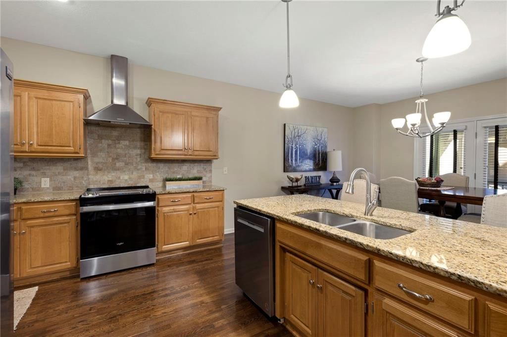 13942 S Summit Street — photo 14