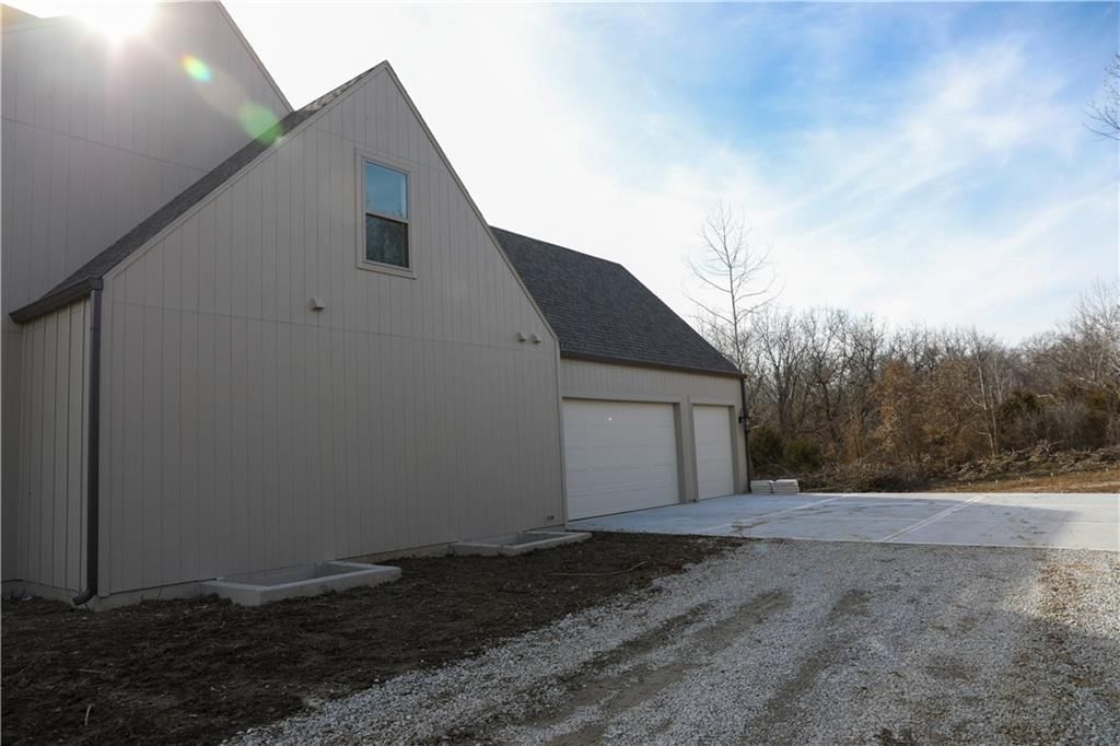 26103 Blue Mills Road — photo 67