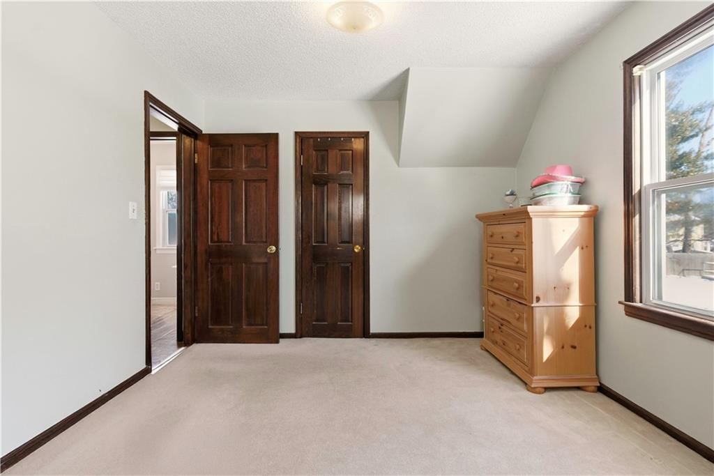410 NE POPLAR Drive — photo 16