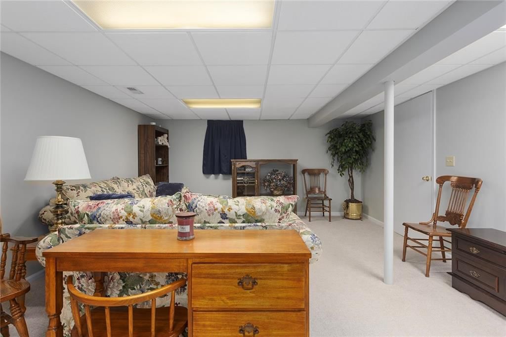 408 NW Leann Drive — photo 24
