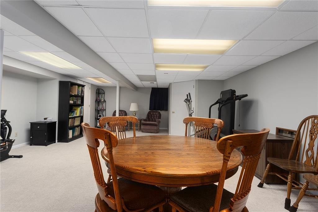 408 NW Leann Drive — photo 26