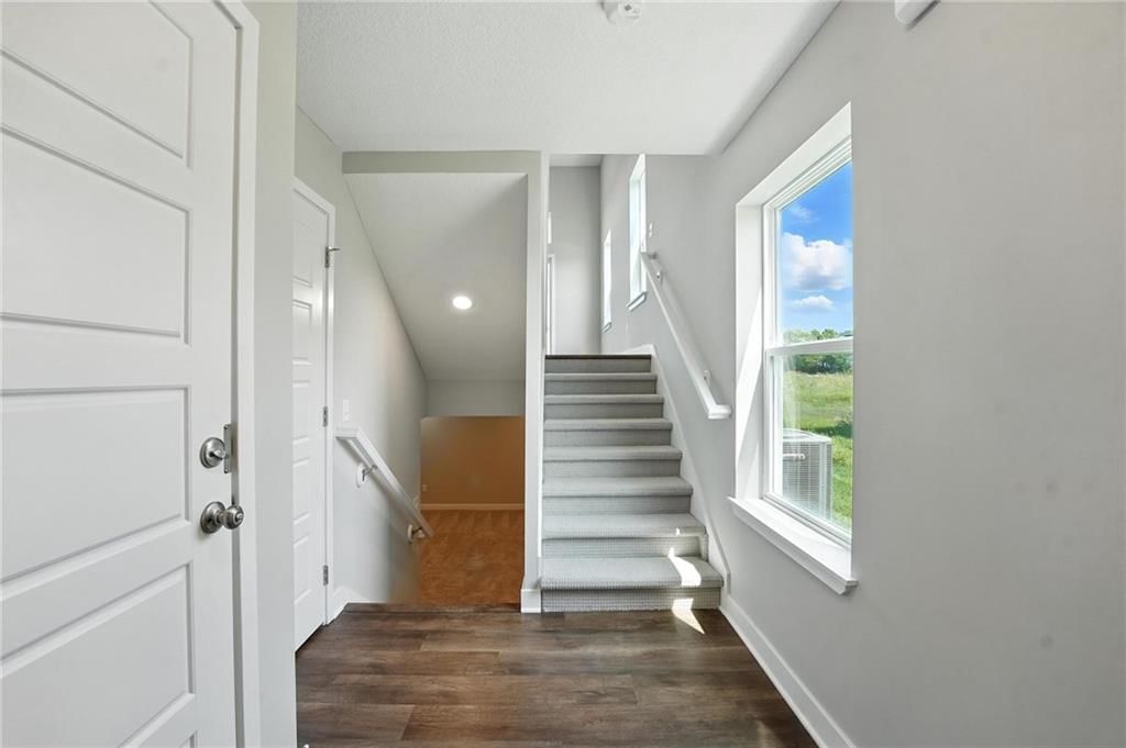 19710 W 195th Place — photo 10