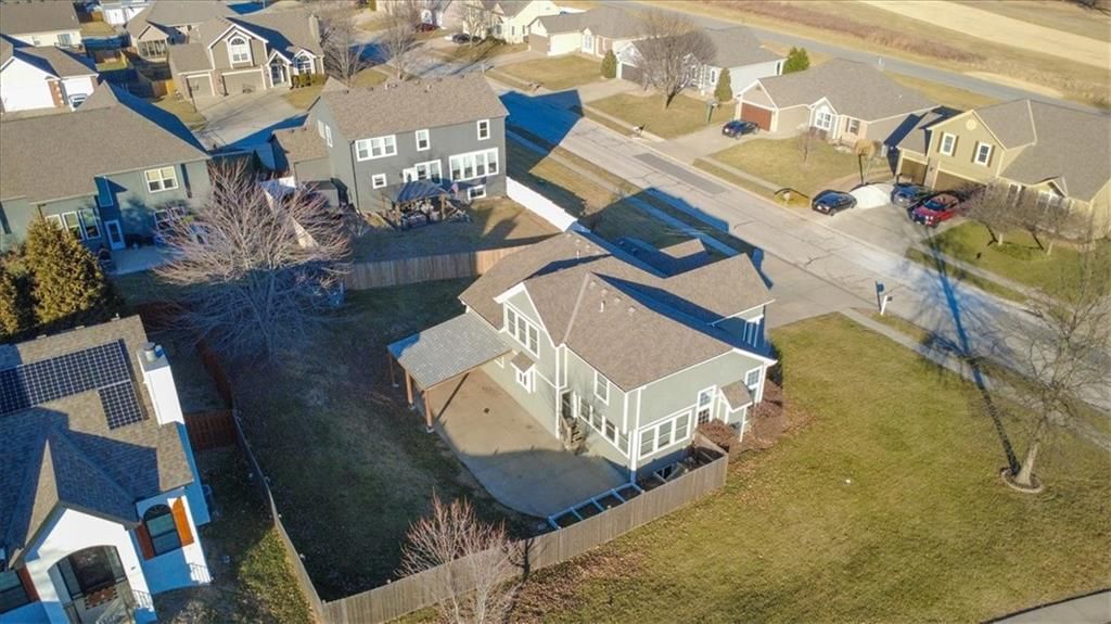 18002 Rollins Drive — photo 4