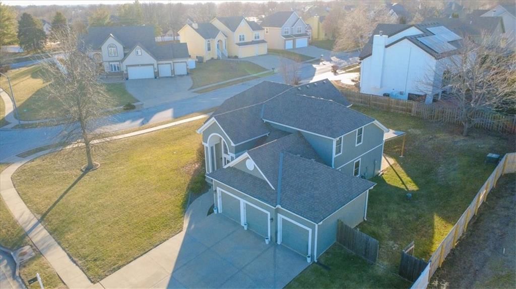 18002 Rollins Drive — photo 5