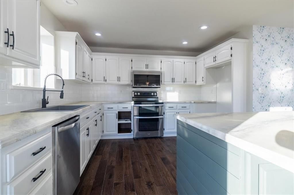 18002 Rollins Drive — photo 14