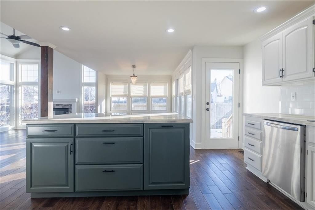 18002 Rollins Drive — photo 16