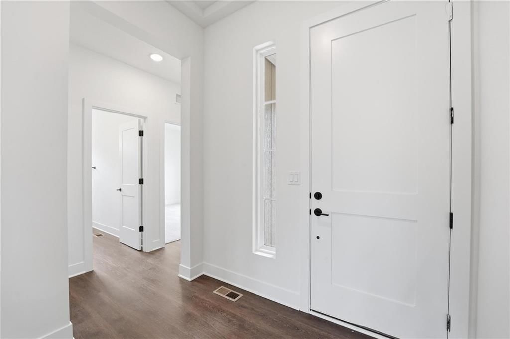 20677 Skyview Lane — photo 2