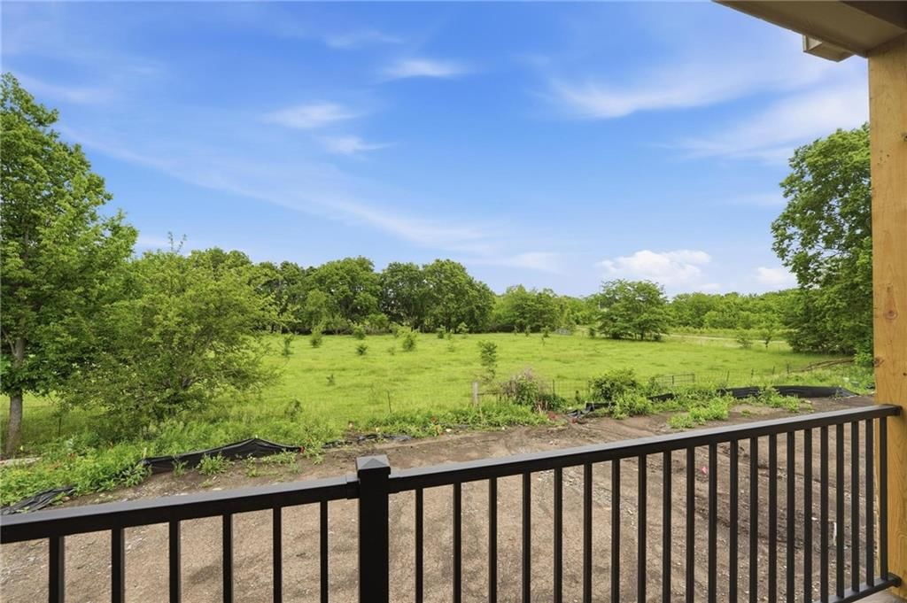 20677 Skyview Lane — photo 42