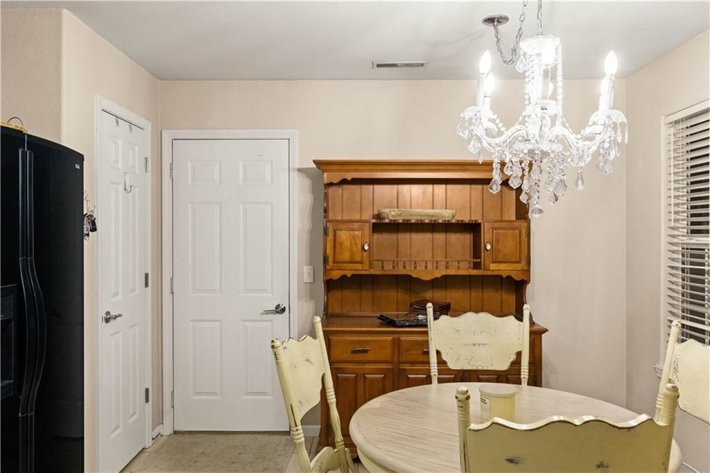 1528 Legend Trail Drive — photo 15