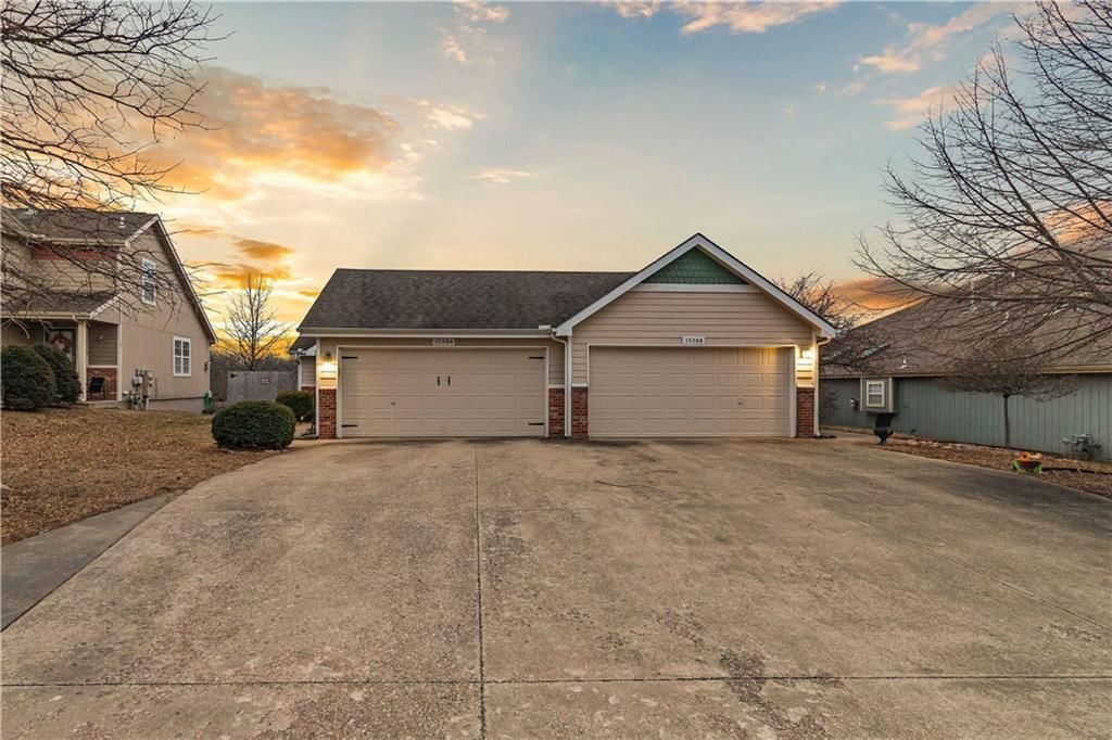 1528 Legend Trail Drive — photo 28