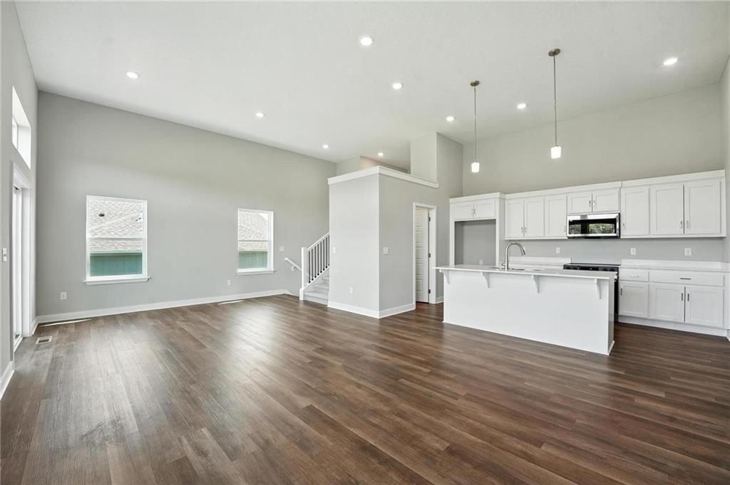 19714 W 195th Place — photo 3
