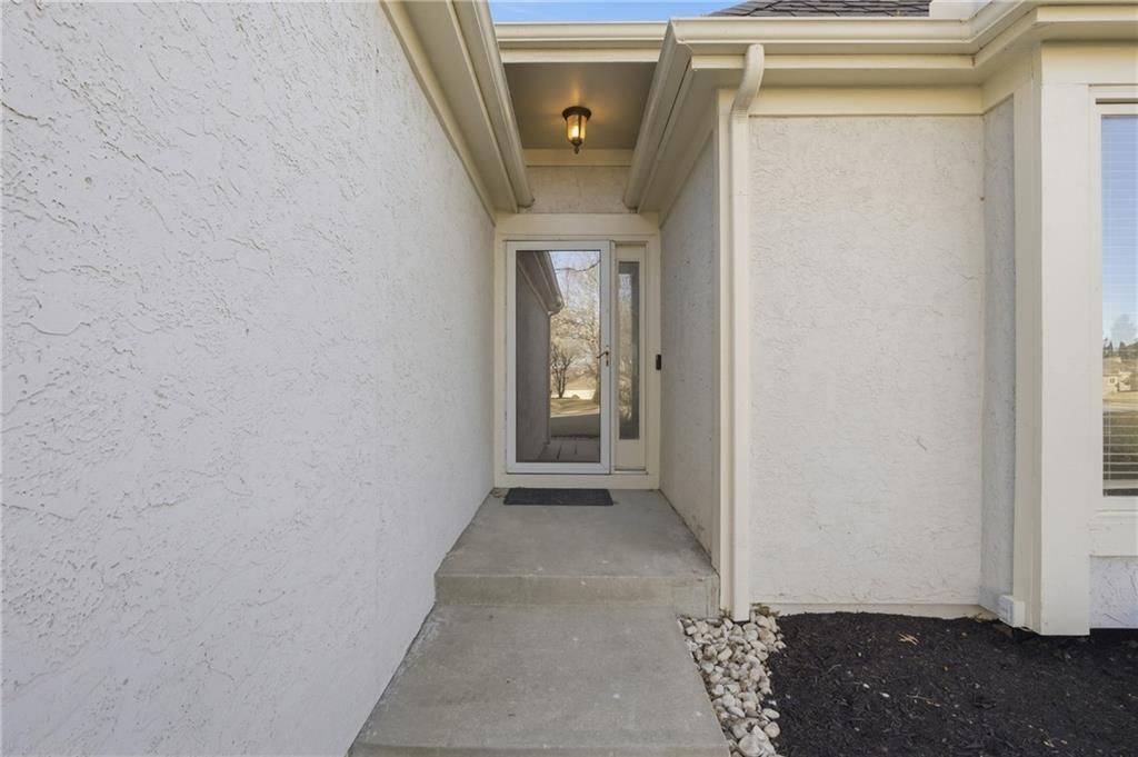 7955 W 118th Place — photo 3