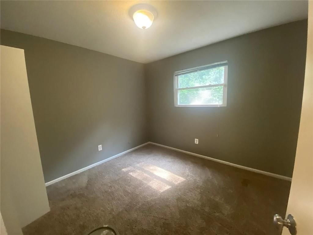 4701 Roe Lane — photo 4