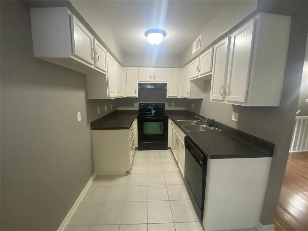 4701 Roe Lane — photo 12