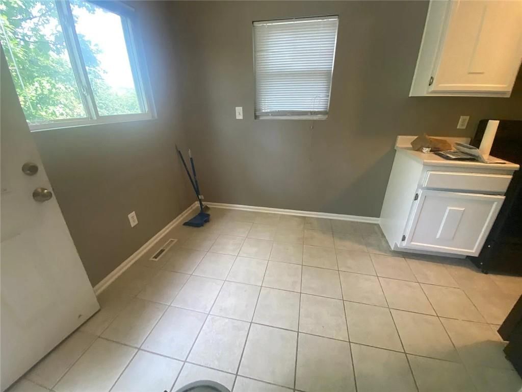 4701 Roe Lane — photo 13