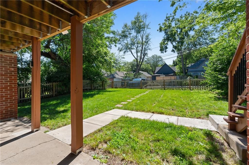 4128 Locust Street — photo 32