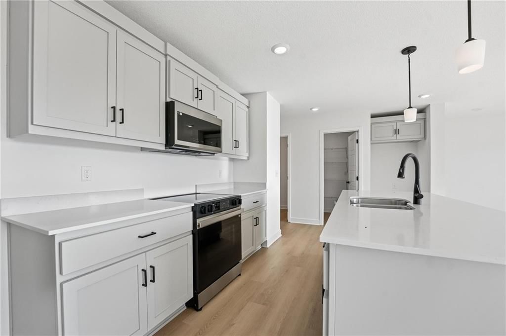 19721 W 195th Place — photo 14