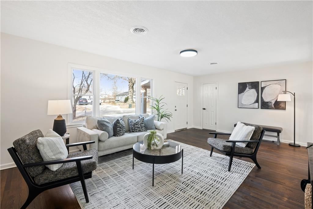 11 Brookside Drive — photo 3