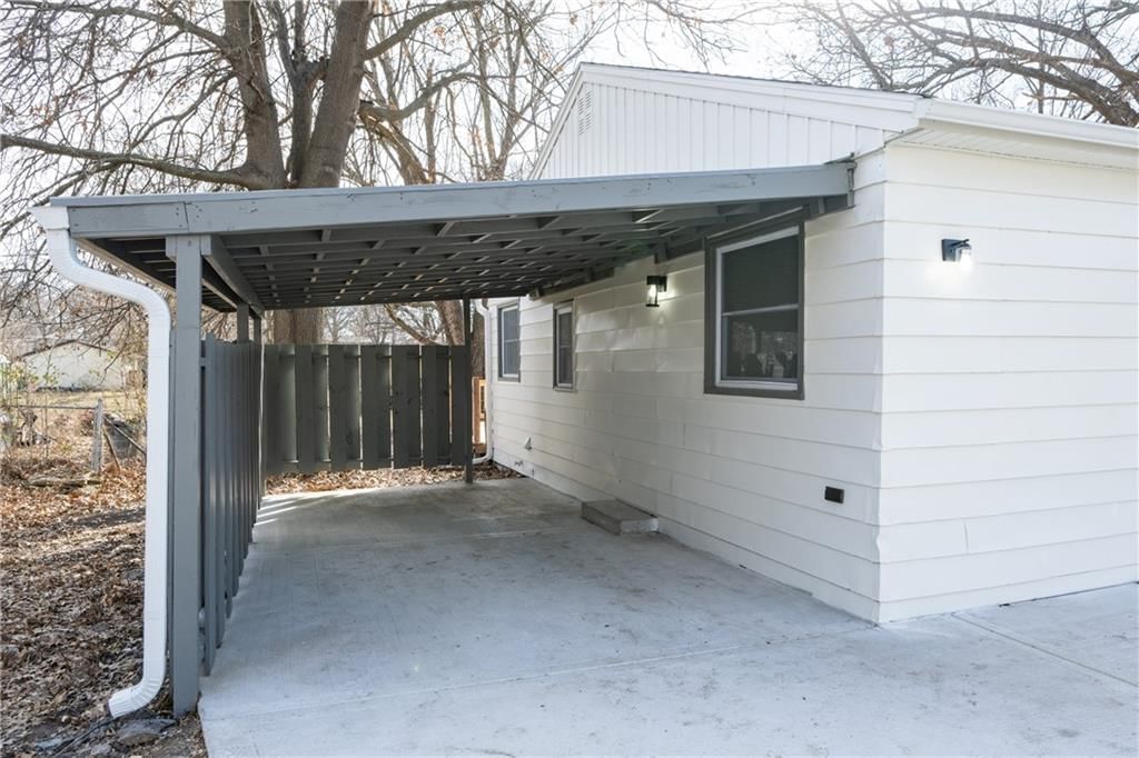 11 Brookside Drive — photo 31