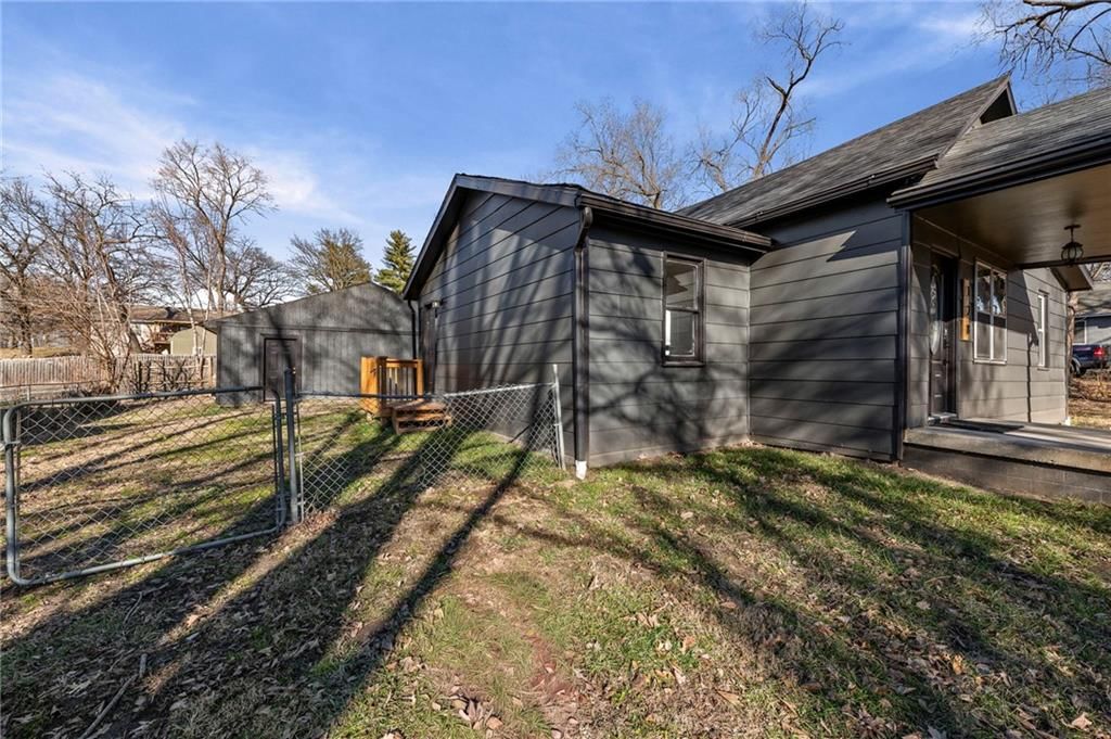 128 Logan Street — photo 4