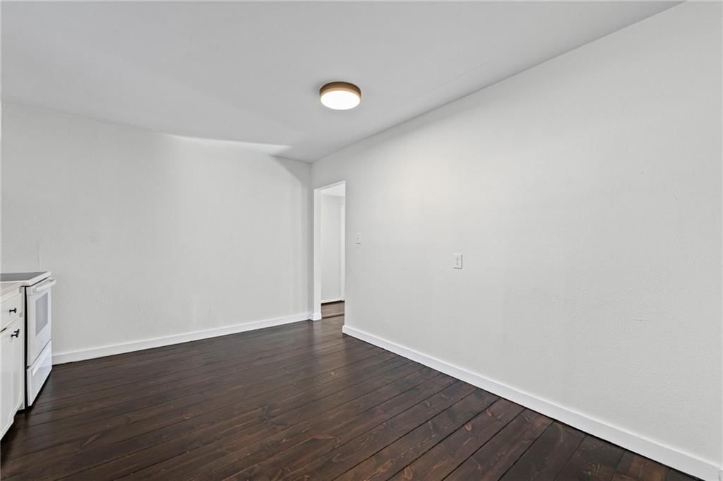 128 Logan Street — photo 10