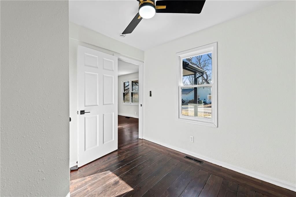 128 Logan Street — photo 13