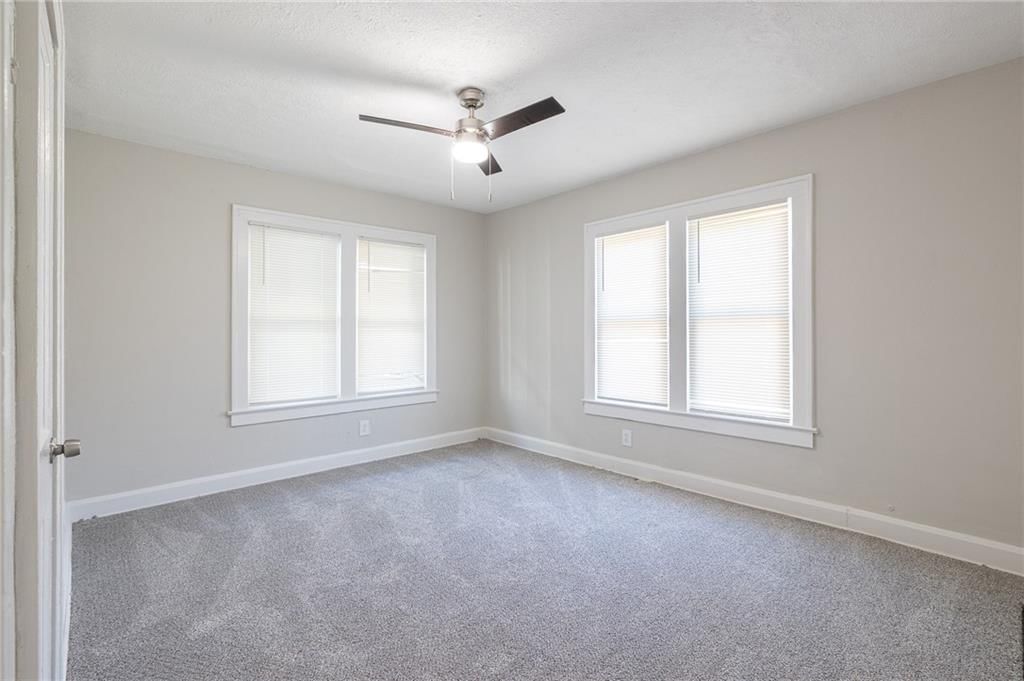 2237 Hardesty Avenue — photo 21