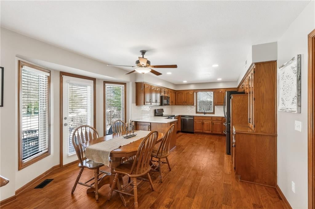 11618 Fishing River Road — photo 8