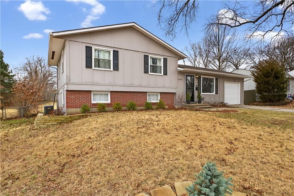 8925 W 101st Street — photo 3