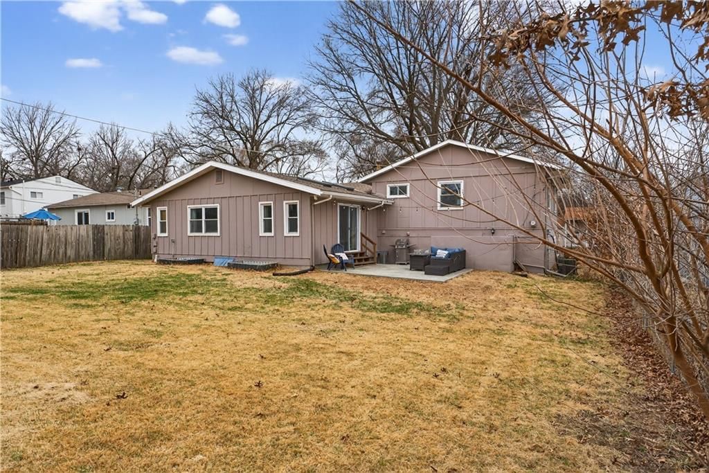 8925 W 101st Street — photo 39