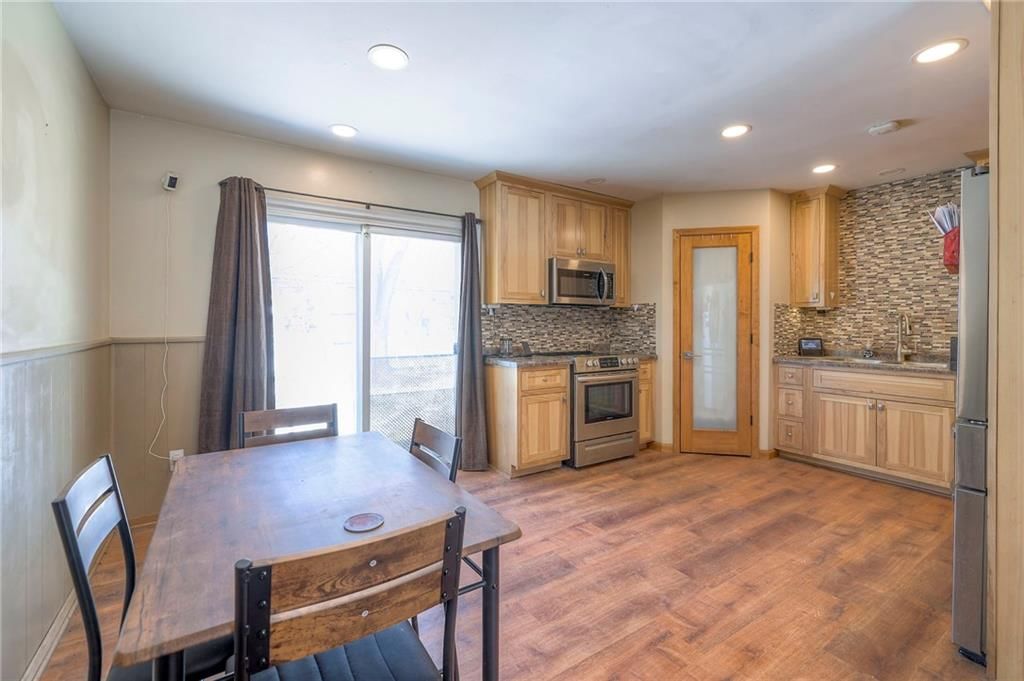 402 Prairie Lane — photo 11