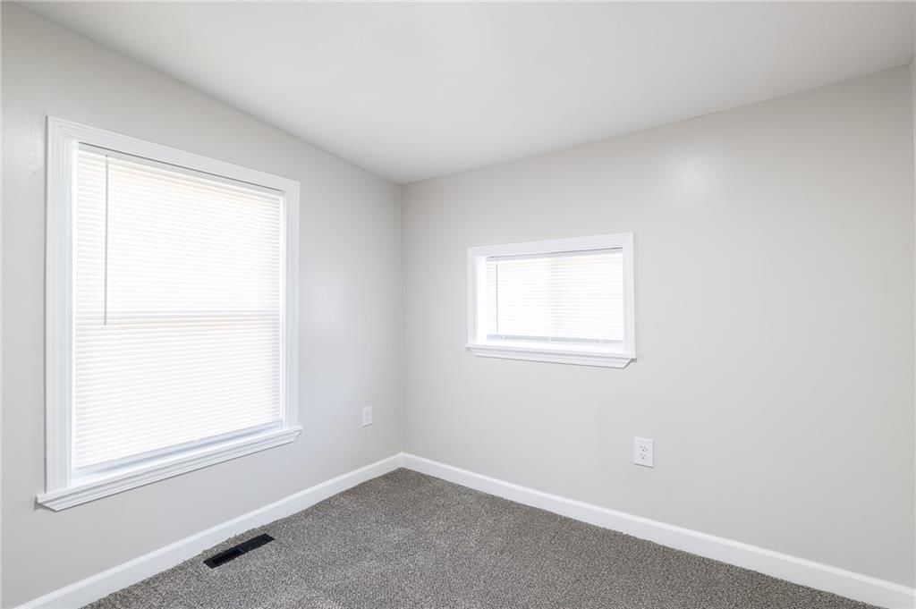 4218 Cypress Avenue — photo 9