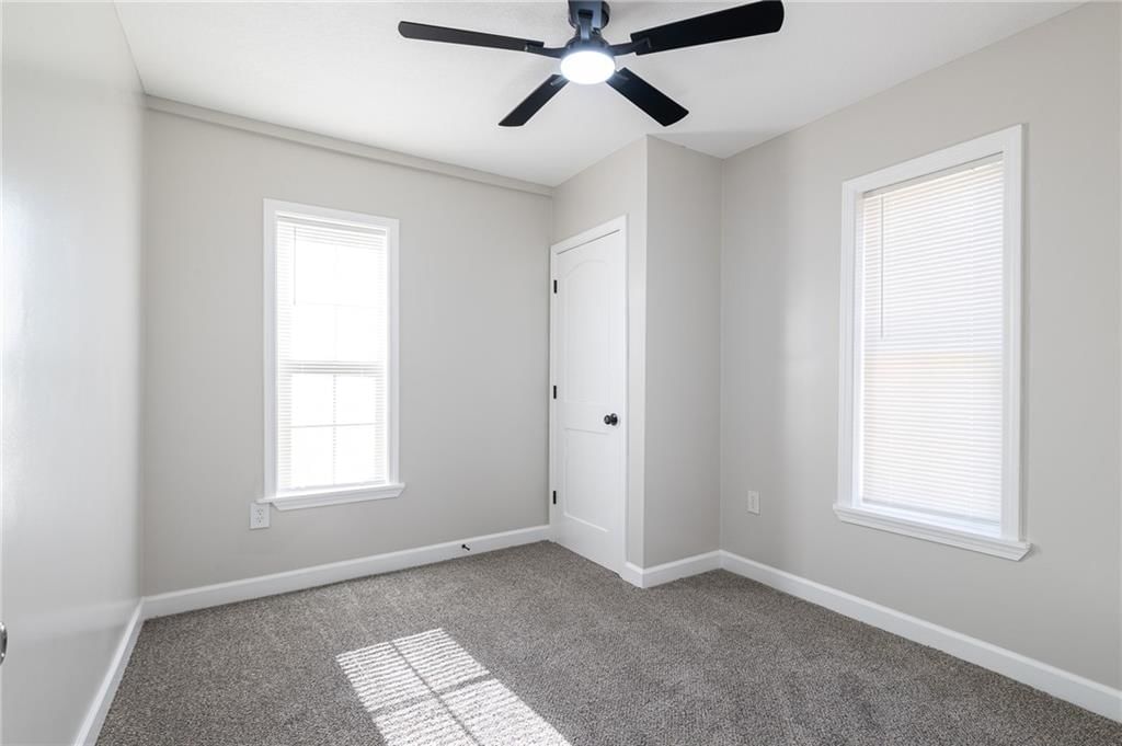 4218 Cypress Avenue — photo 16