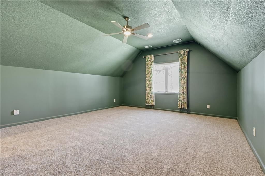 9815 Overbrook Road — photo 28