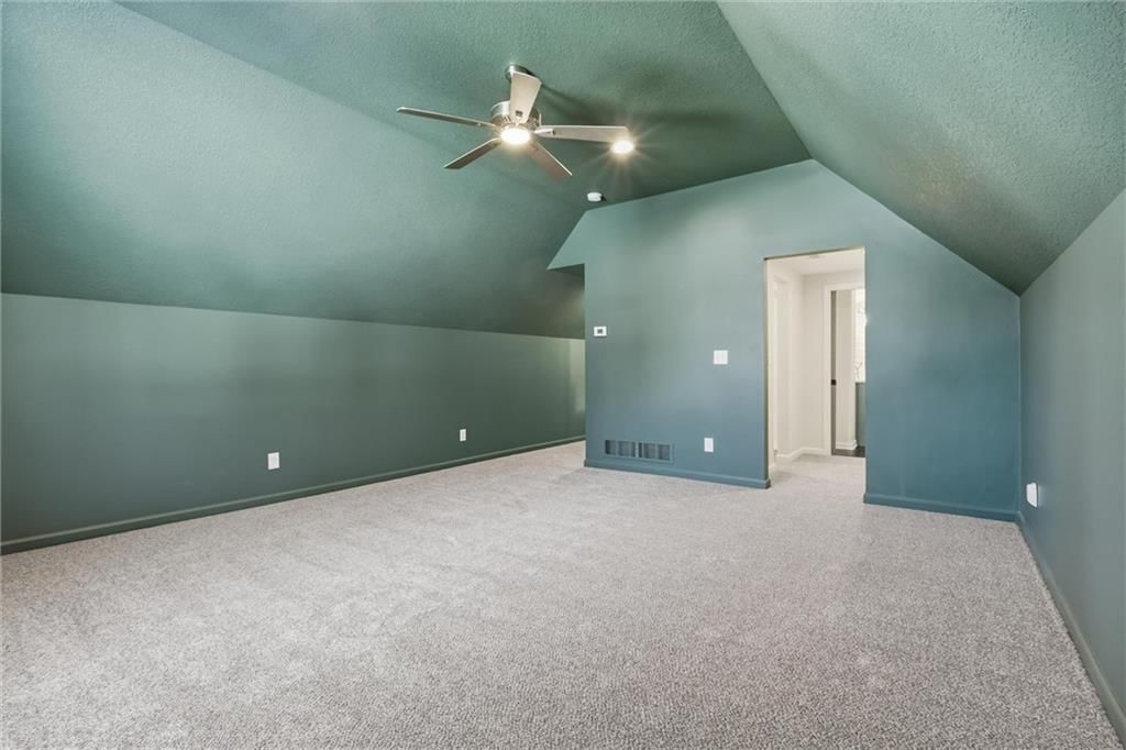 9815 Overbrook Road — photo 29