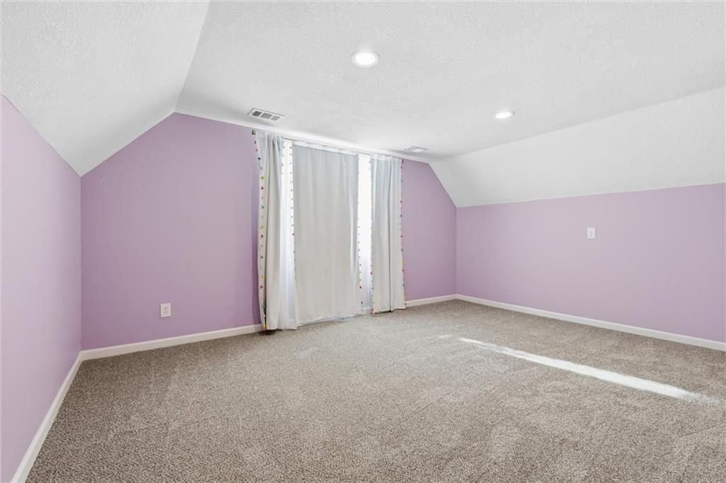 9815 Overbrook Road — photo 31